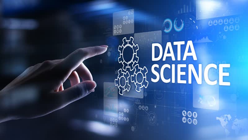 علم داده (Data Science)